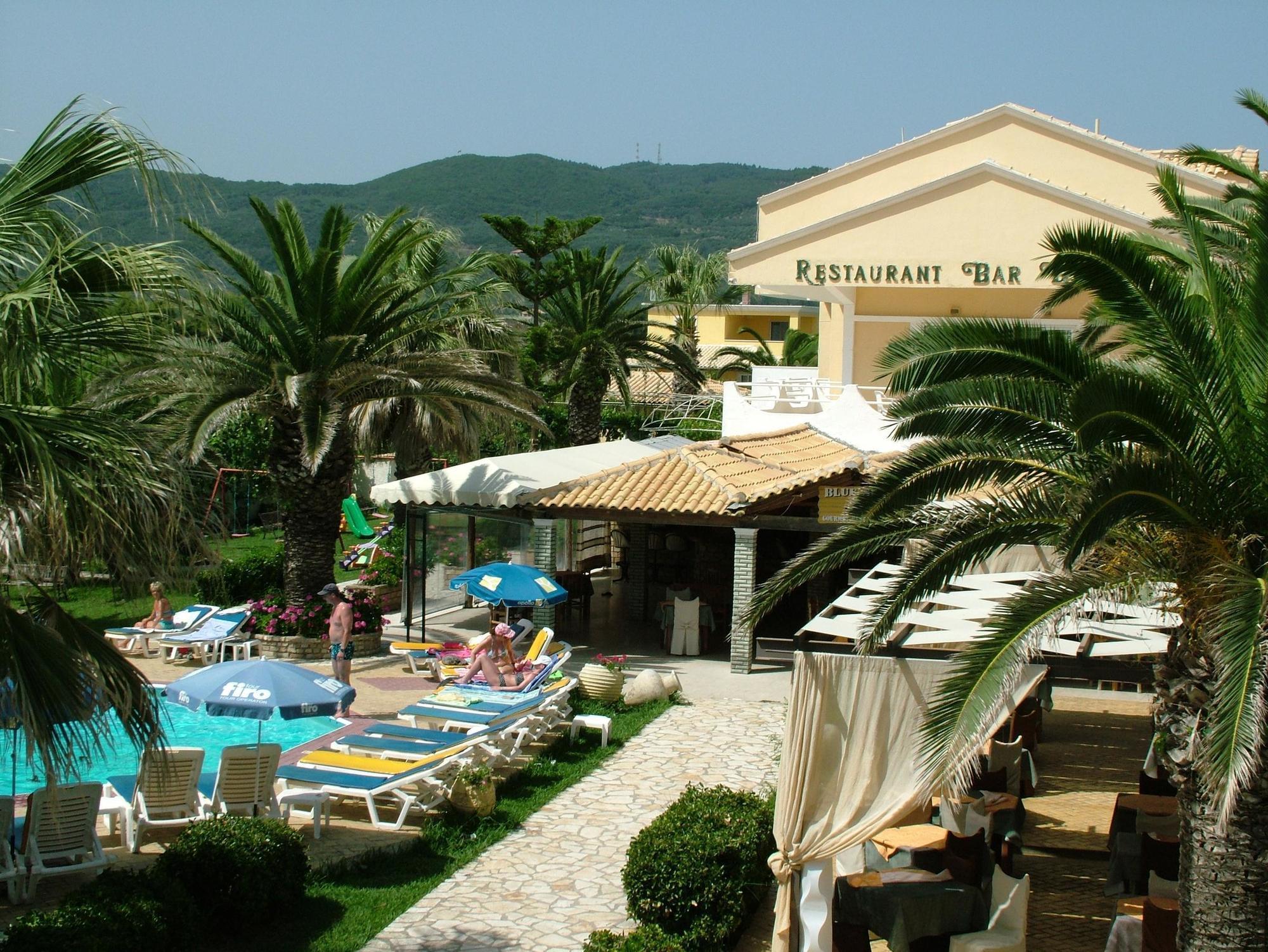 The Blue Sea Hotel Agios Georgios  ภายนอก รูปภาพ